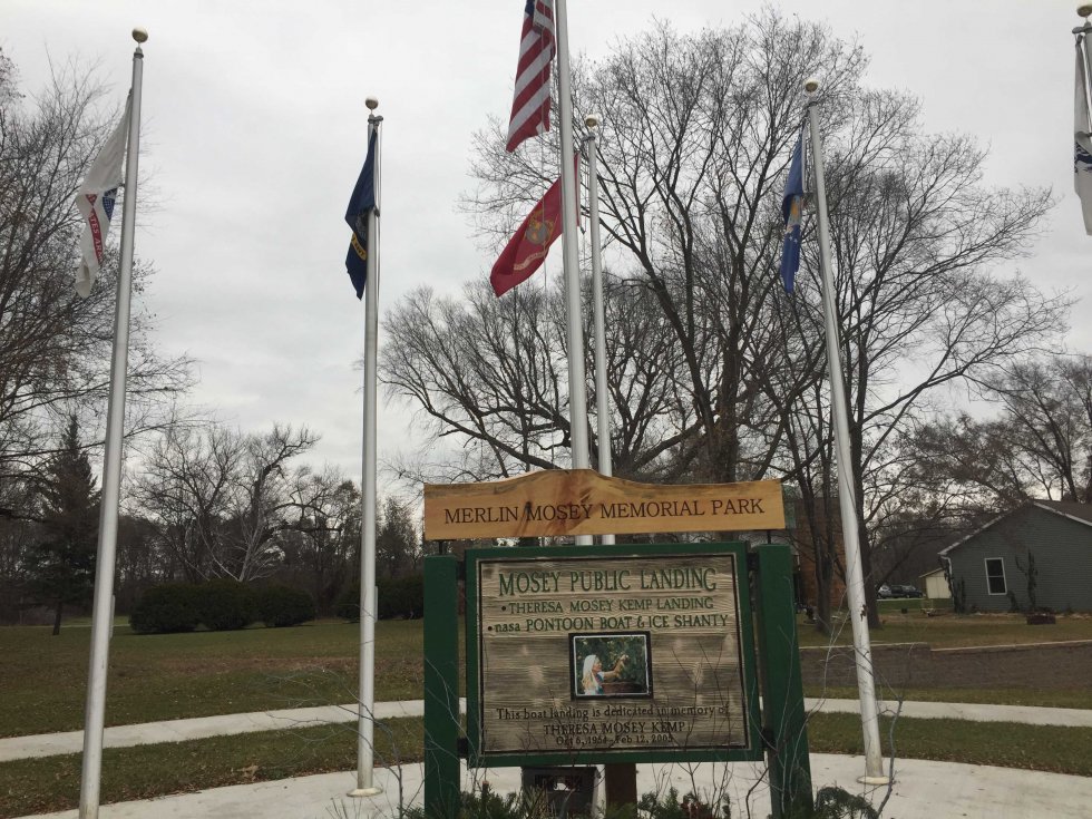 Memorial and tribute gifts